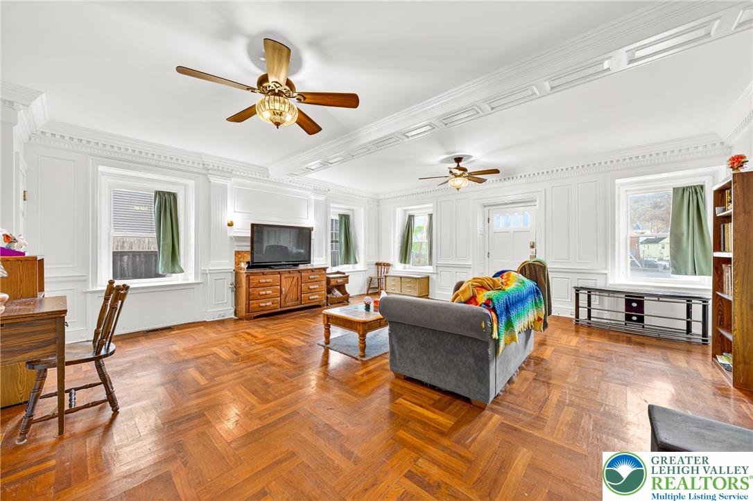 22 1st Street