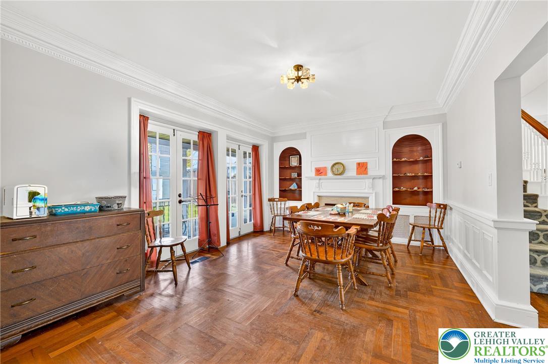 22 1st Street