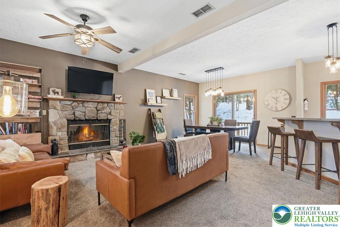 112 High Mountain Lane