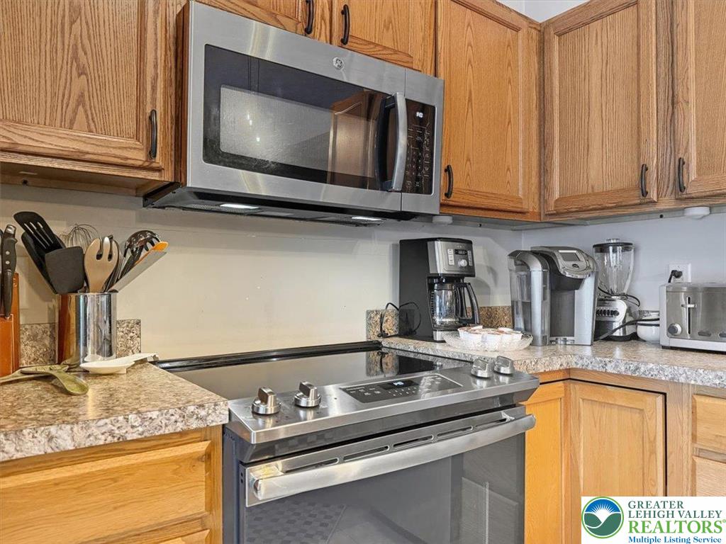 112 High Mountain Lane