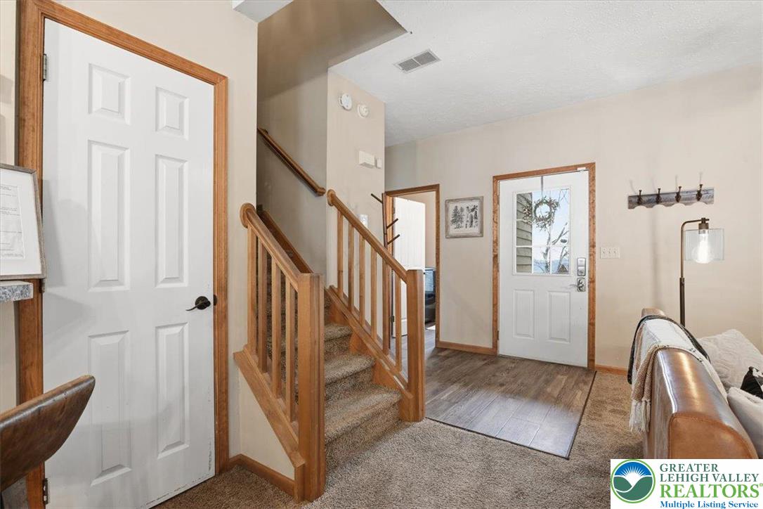 112 High Mountain Lane