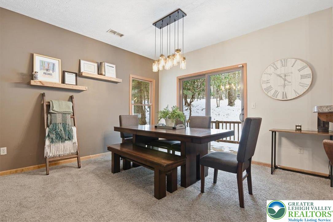 112 High Mountain Lane