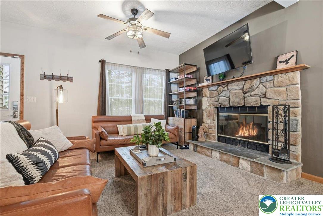 112 High Mountain Lane