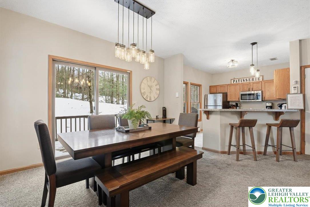 112 High Mountain Lane