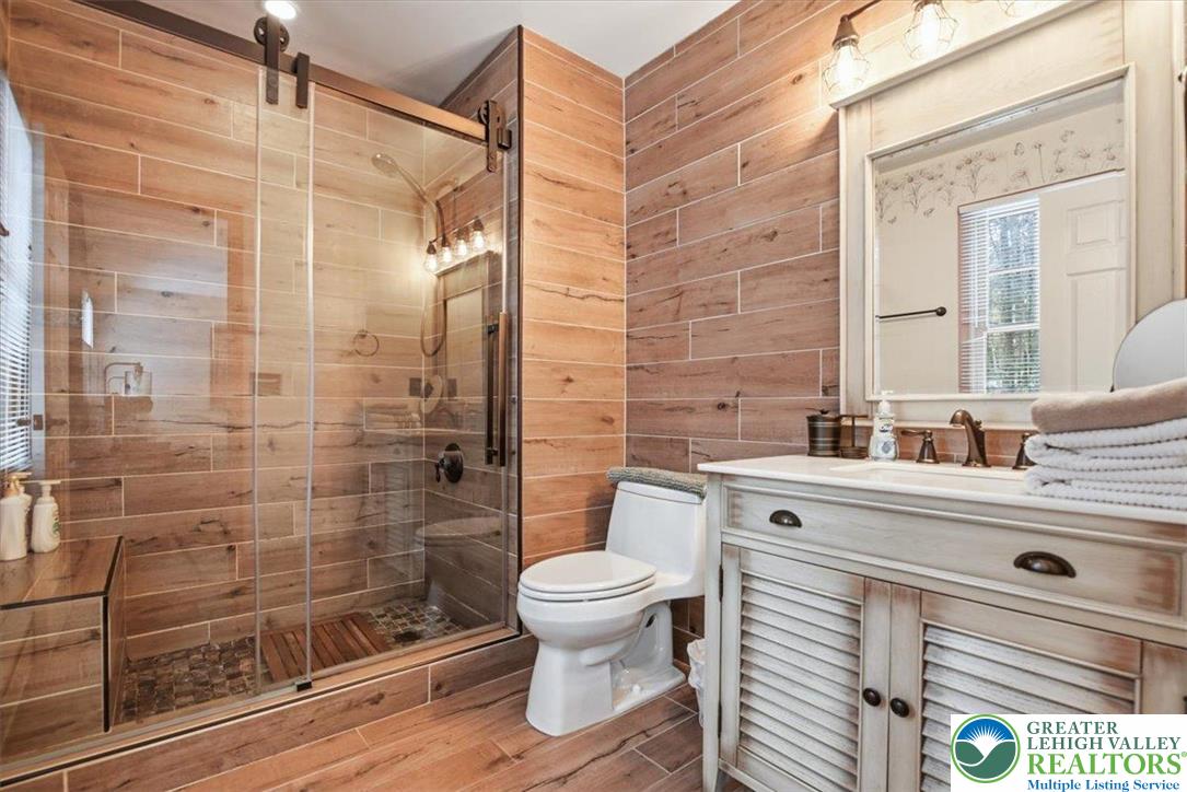 112 High Mountain Lane