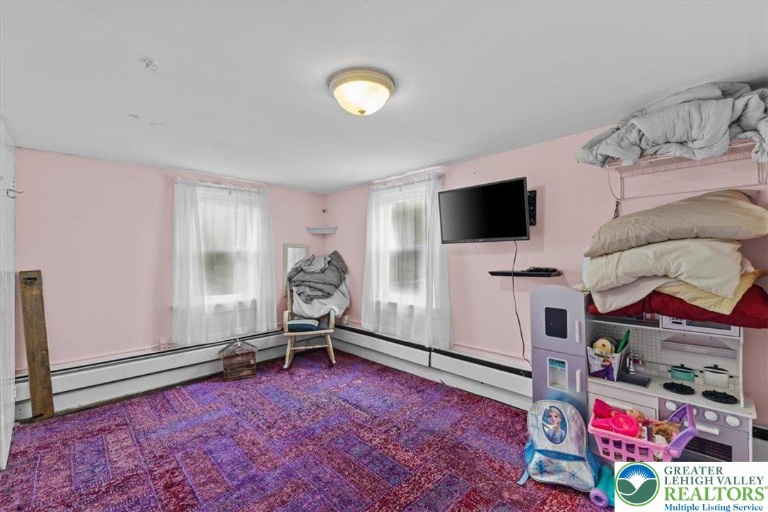 7590 Pohopoco Road