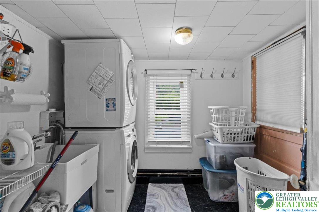 7590 Pohopoco Road