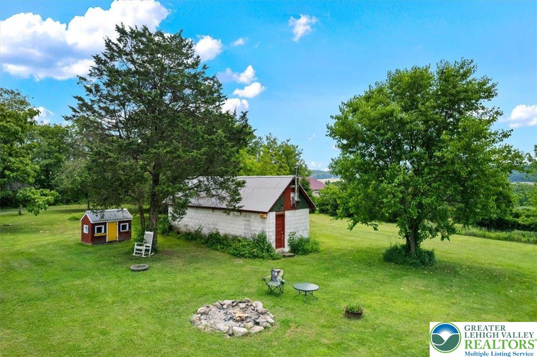 7590 Pohopoco Road