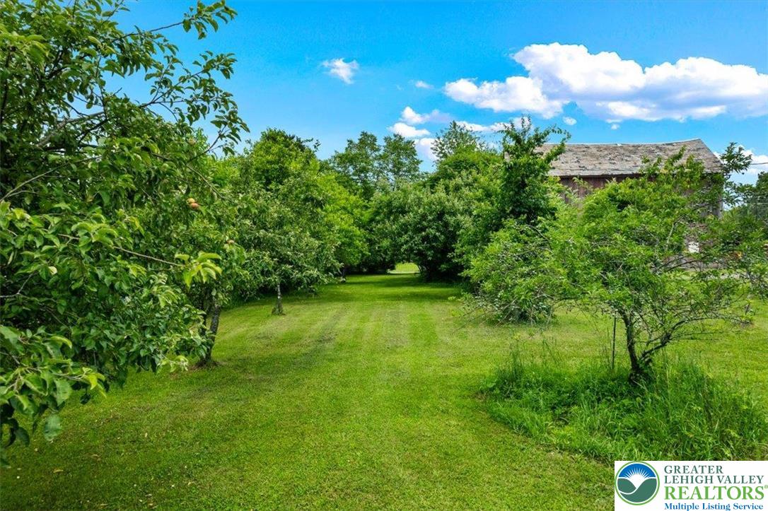 7590 Pohopoco Road