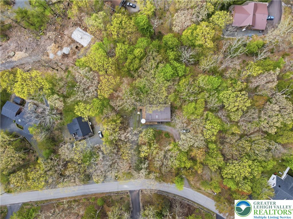 104 Horseshoe Lane