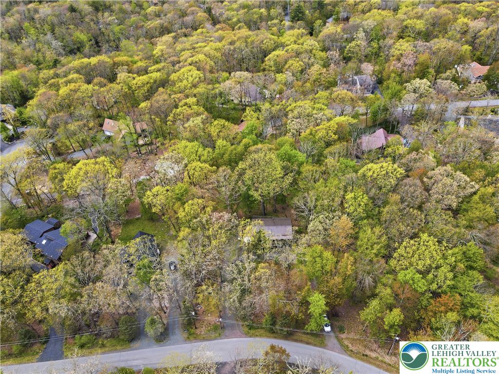104 Horseshoe Lane