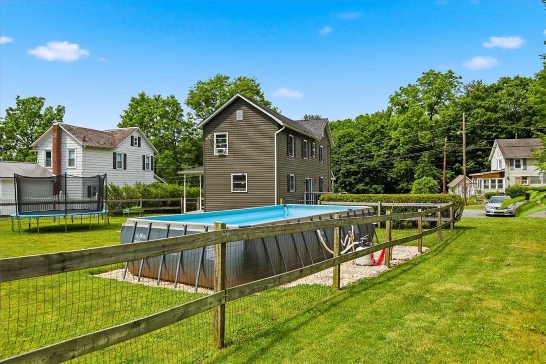 89 Fox Gap Avenue