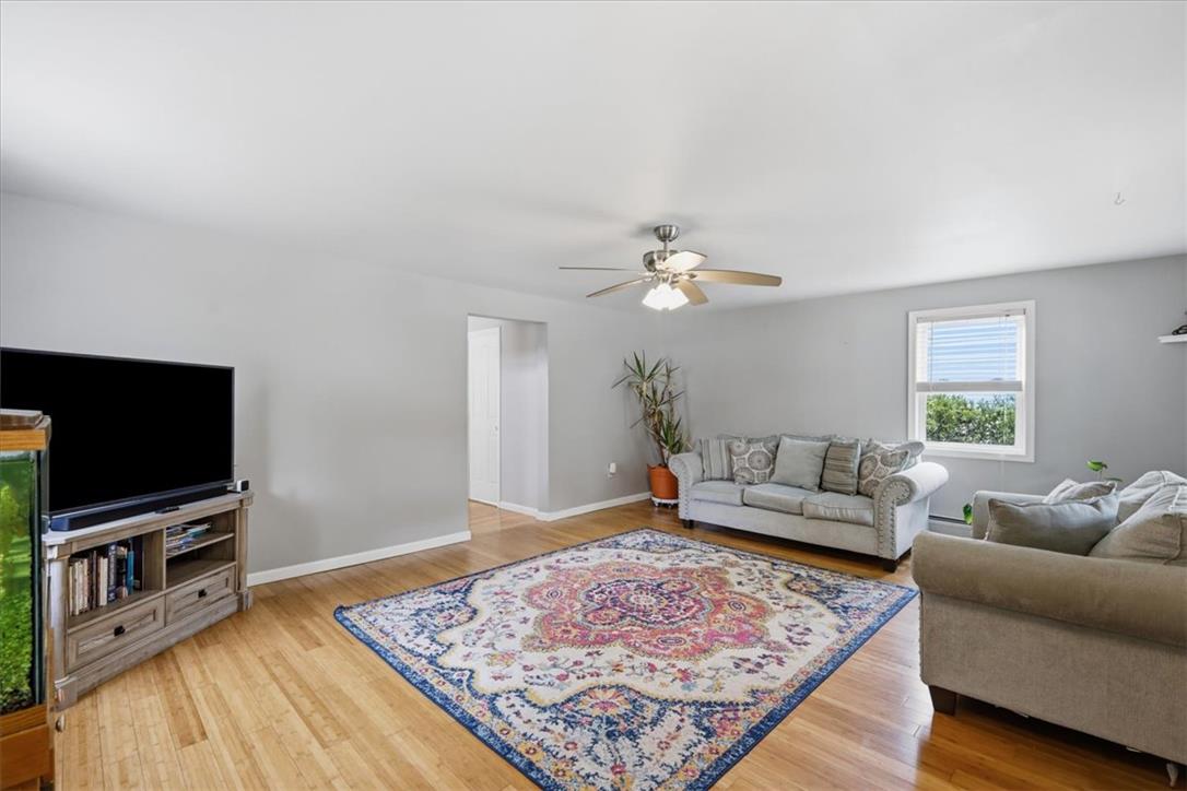 89 Fox Gap Avenue