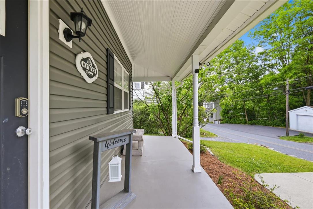 89 Fox Gap Avenue