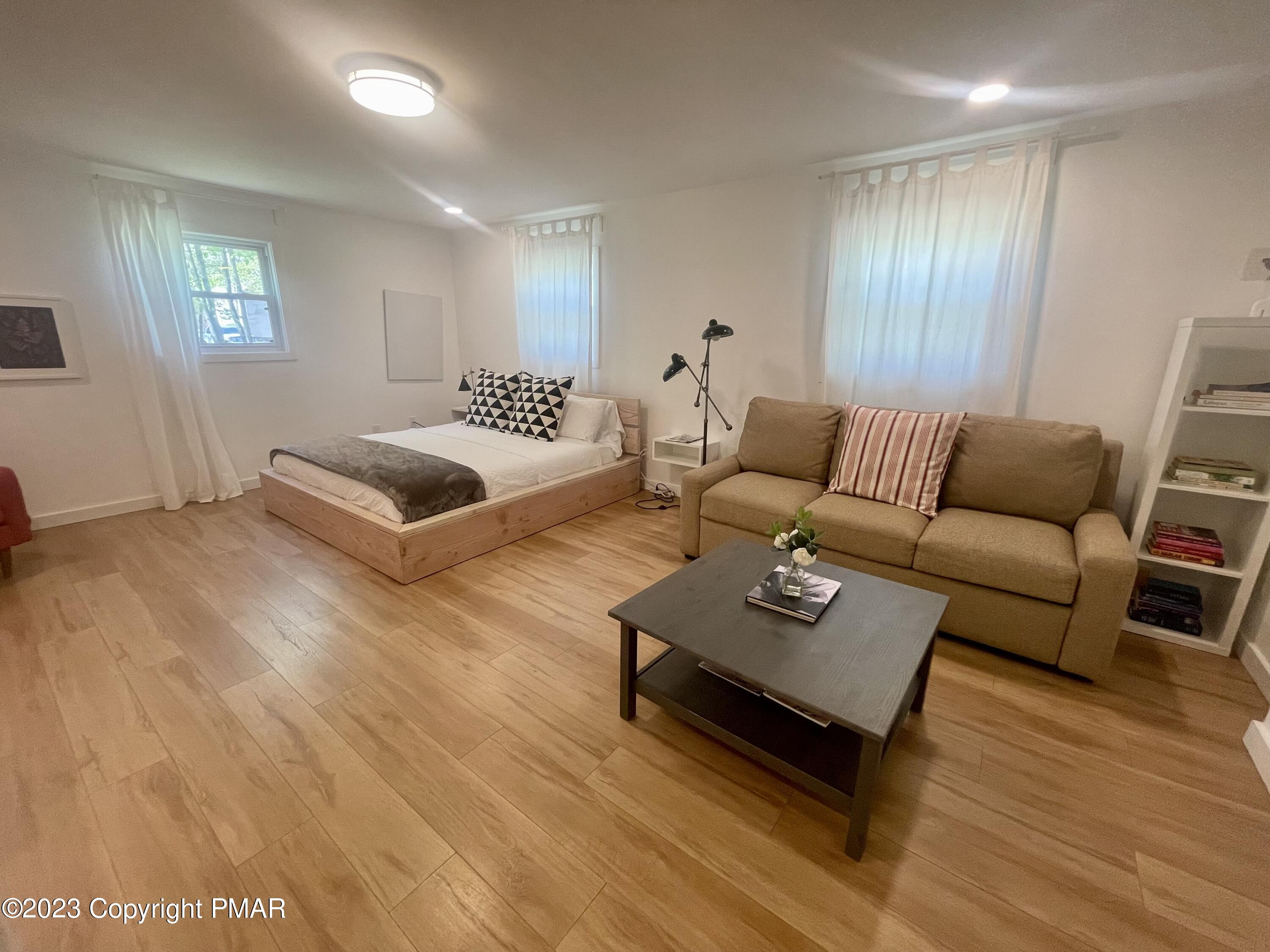 3138 Route 715 Route