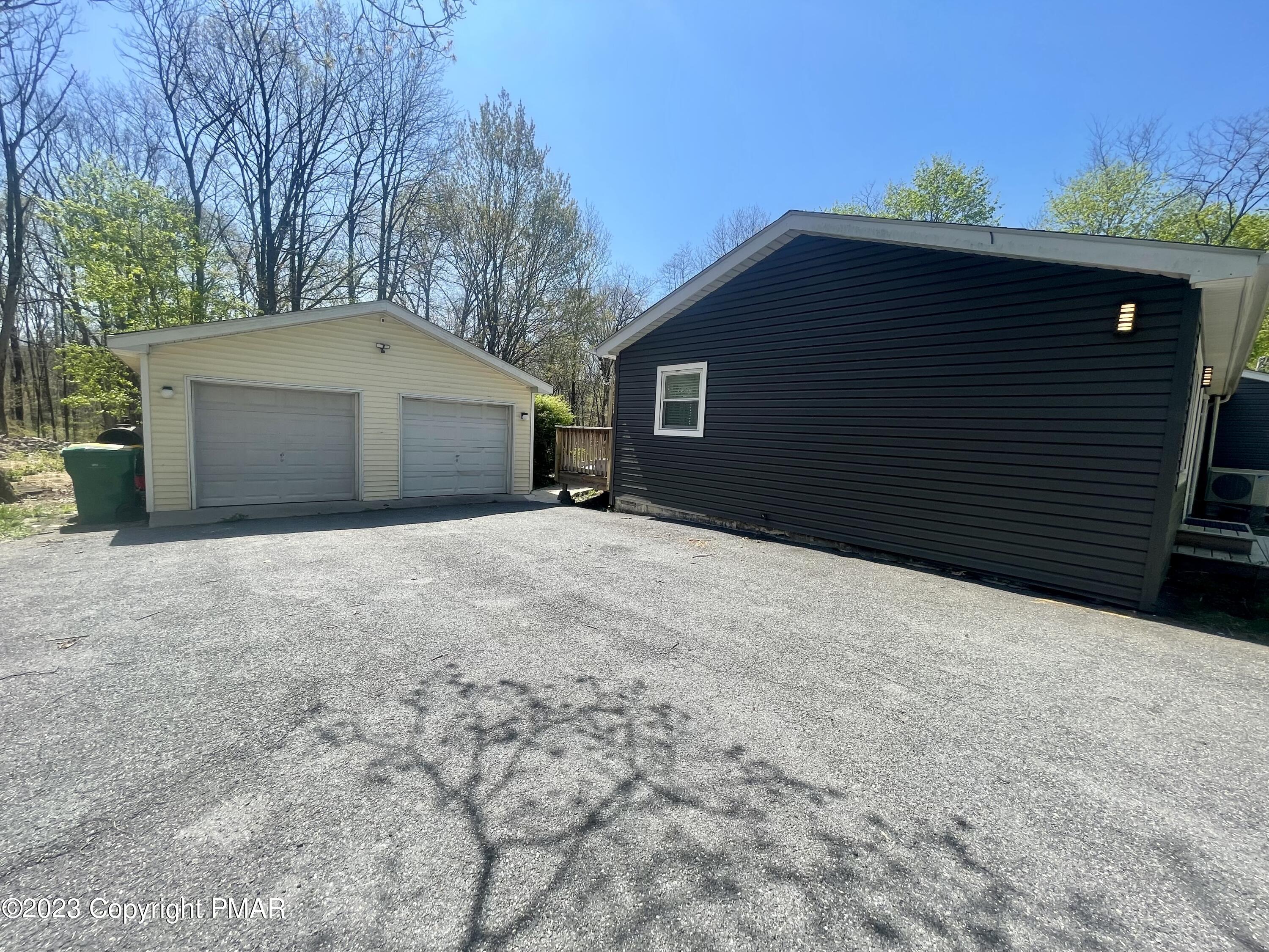 3138 Route 715 Route