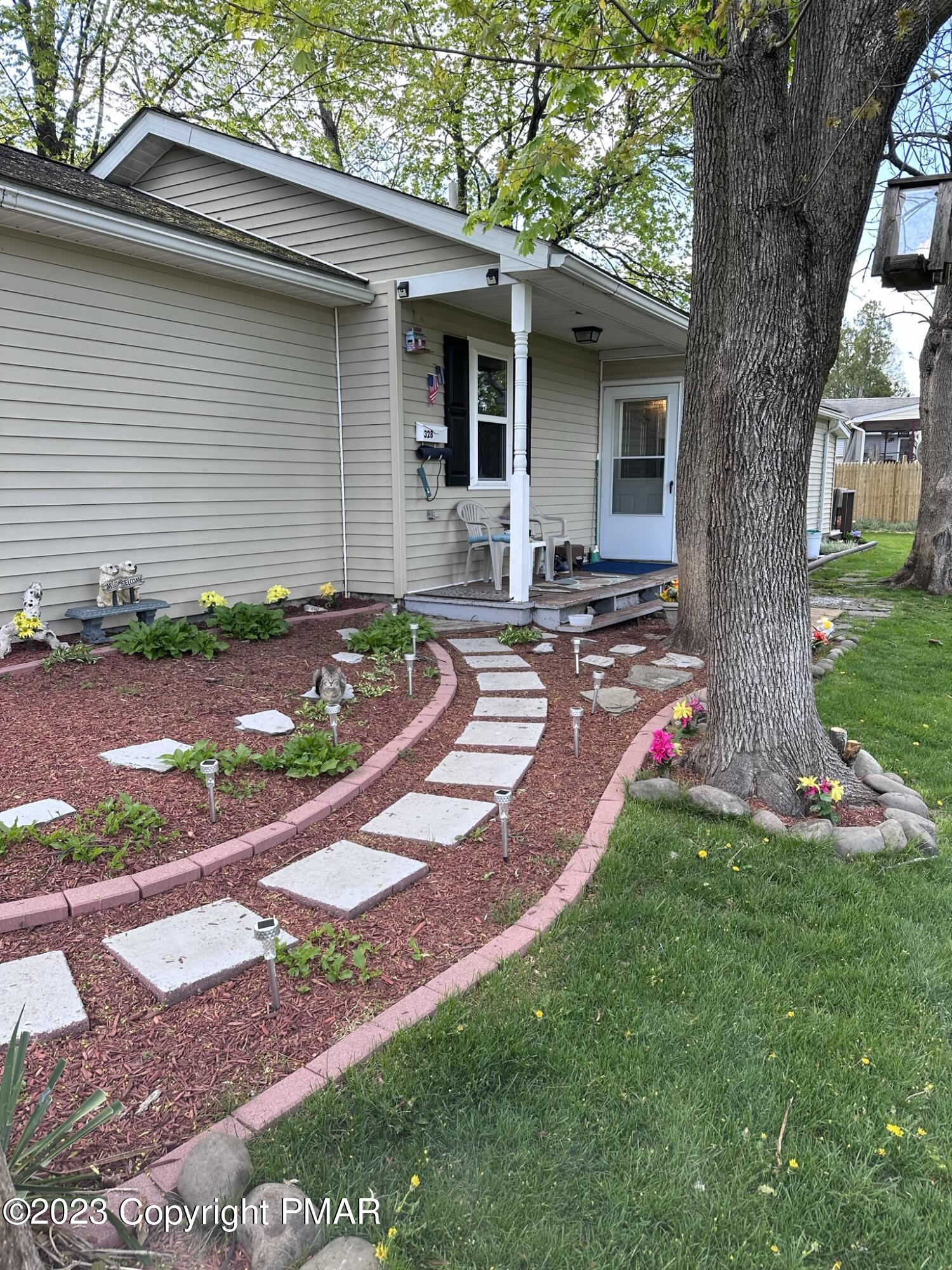 328 Brookside Avenue