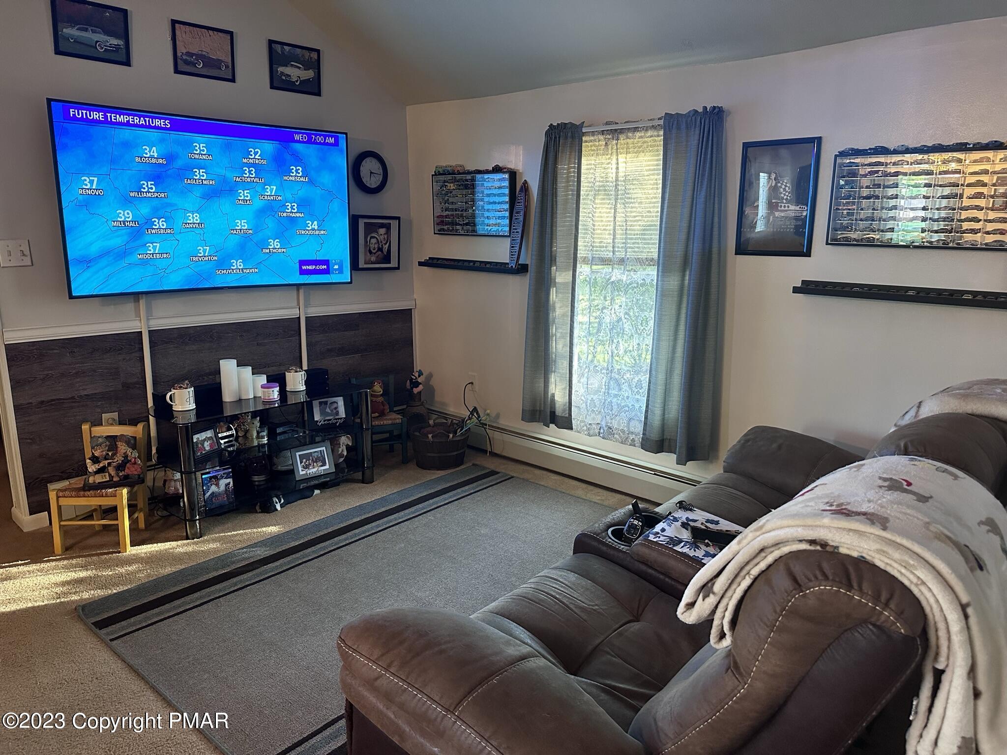 328 Brookside Avenue