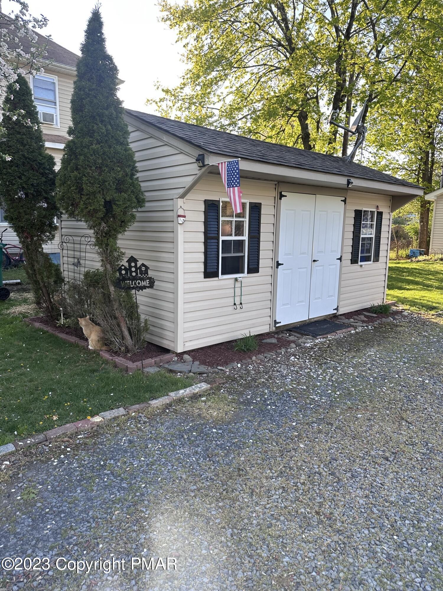 328 Brookside Avenue