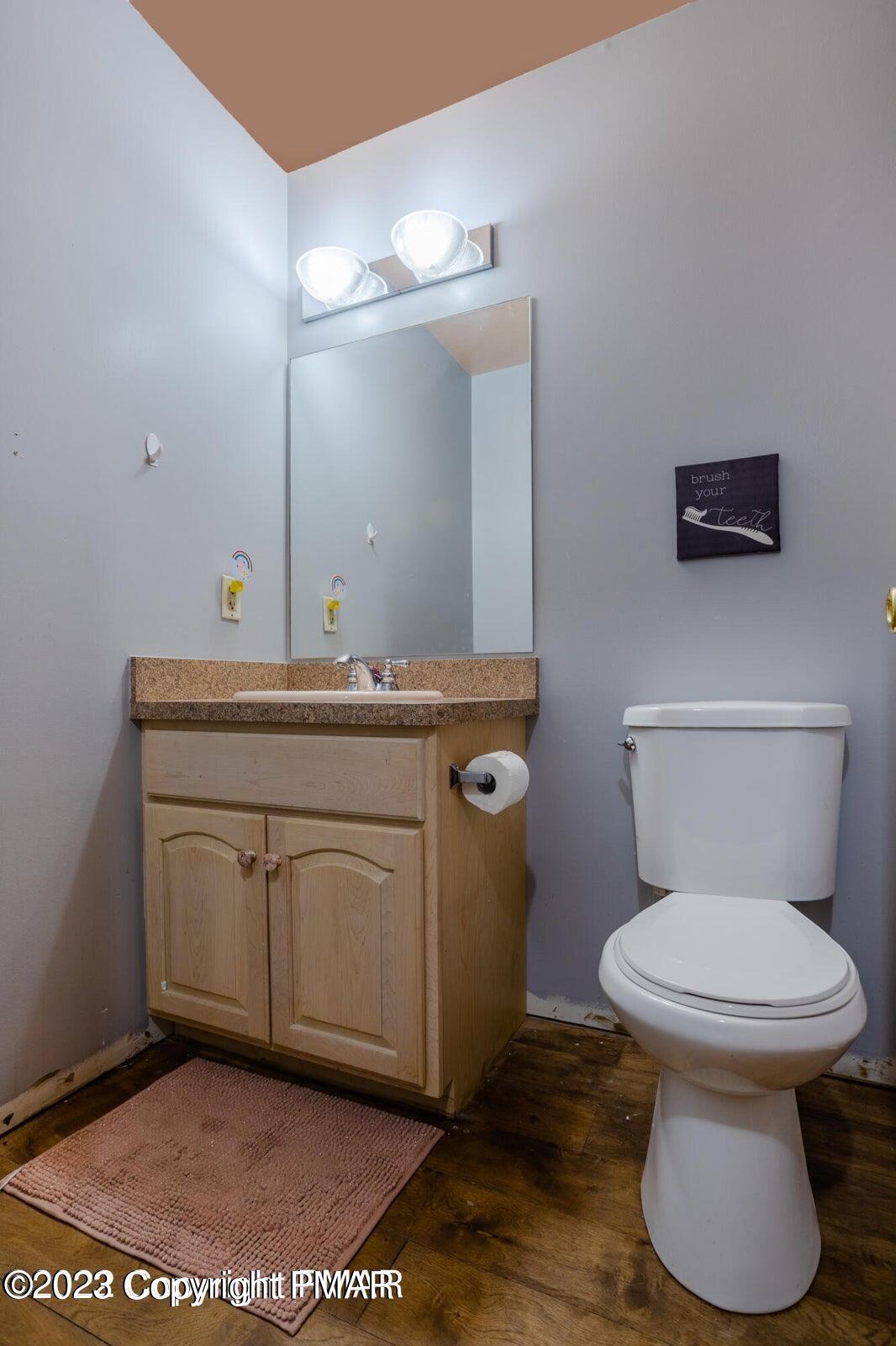 6123 Cumberland Road