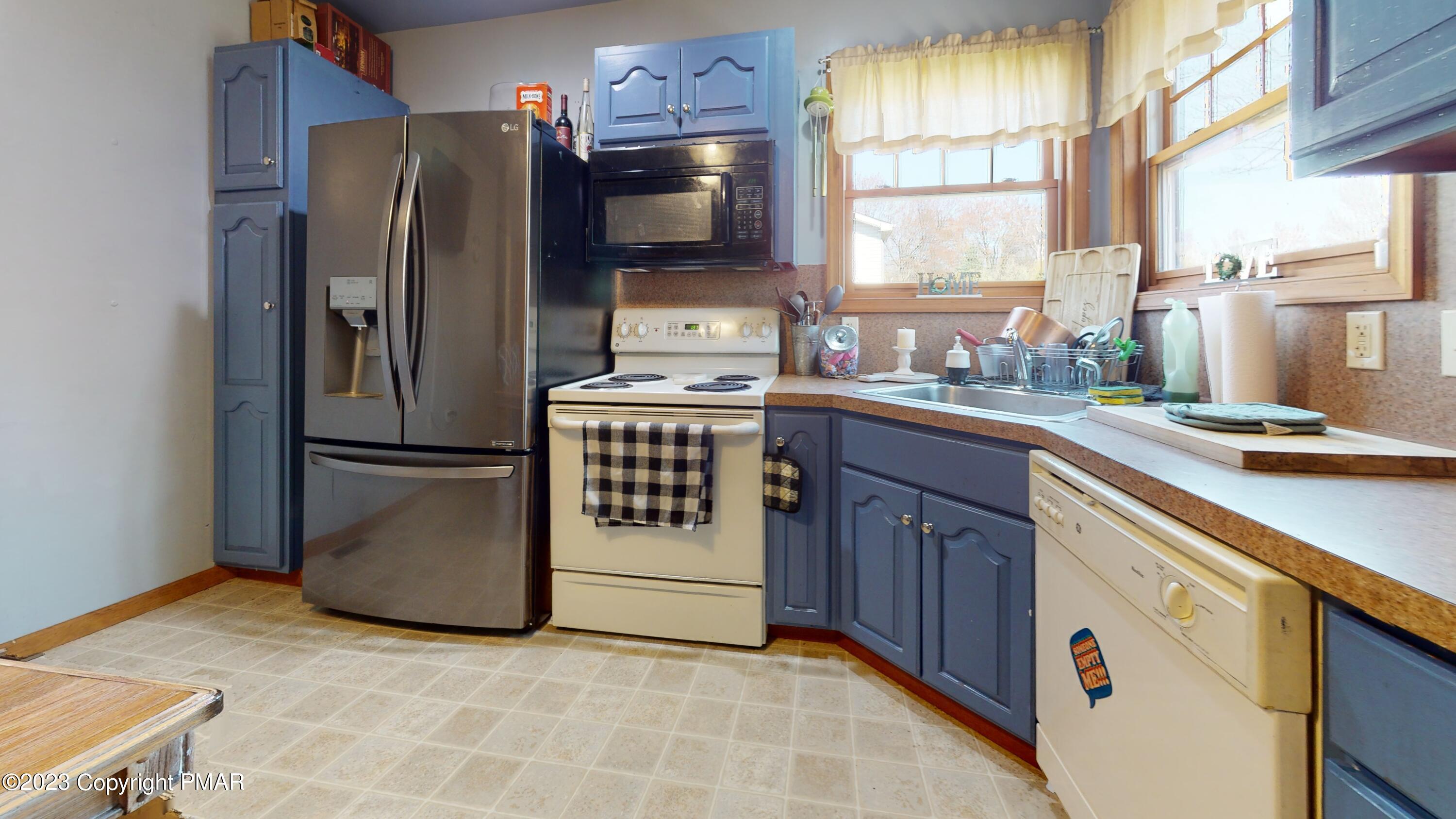 6123 Cumberland Road