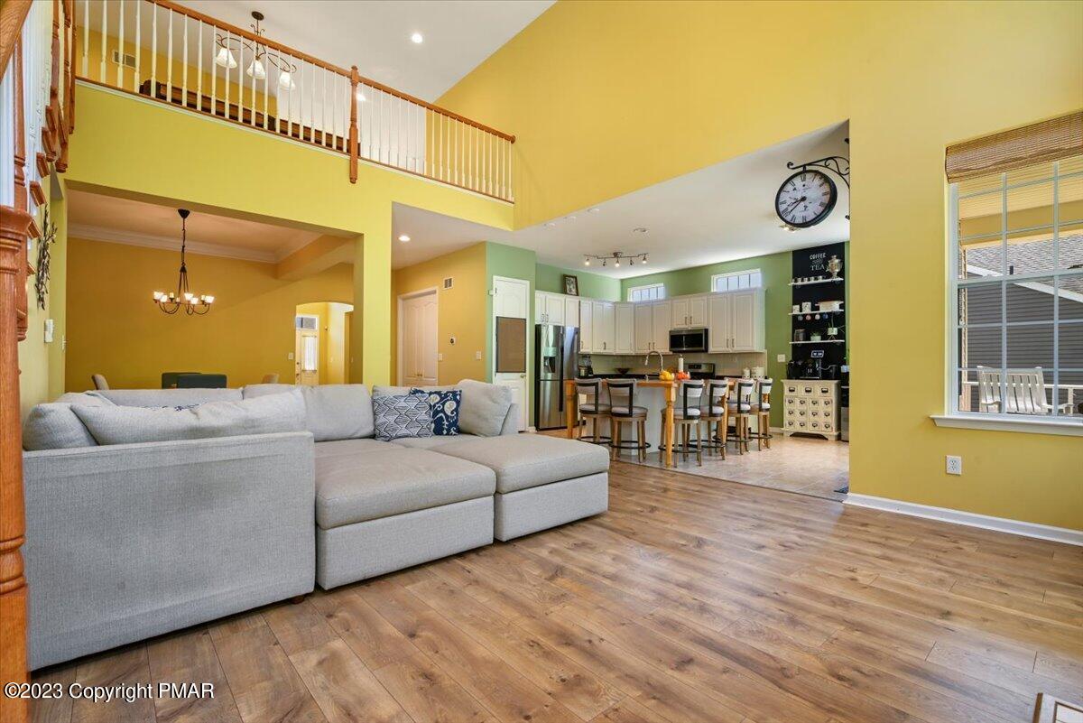 3145 Pine Valley Way