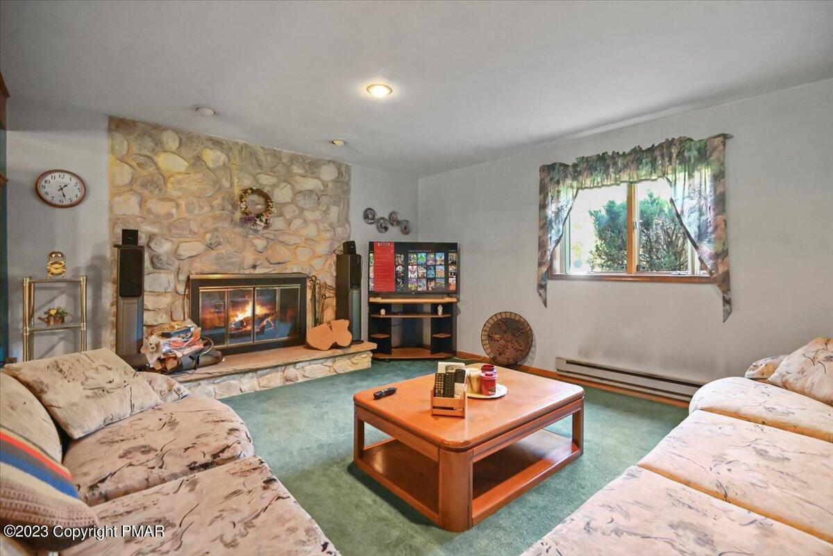 327 Depue Lane