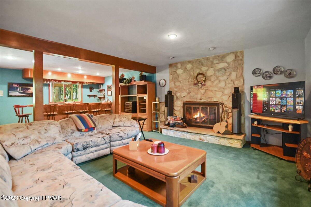327 Depue Lane