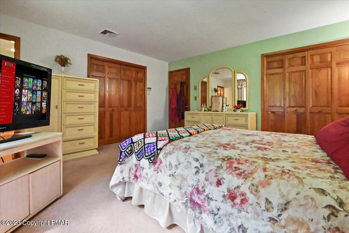327 Depue Lane