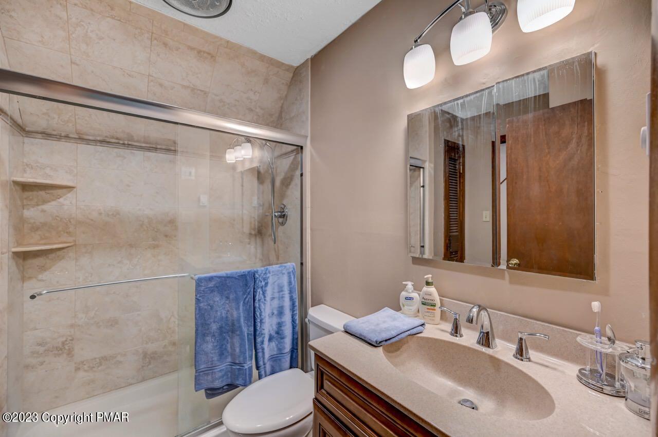 5626 Woodland Avenue