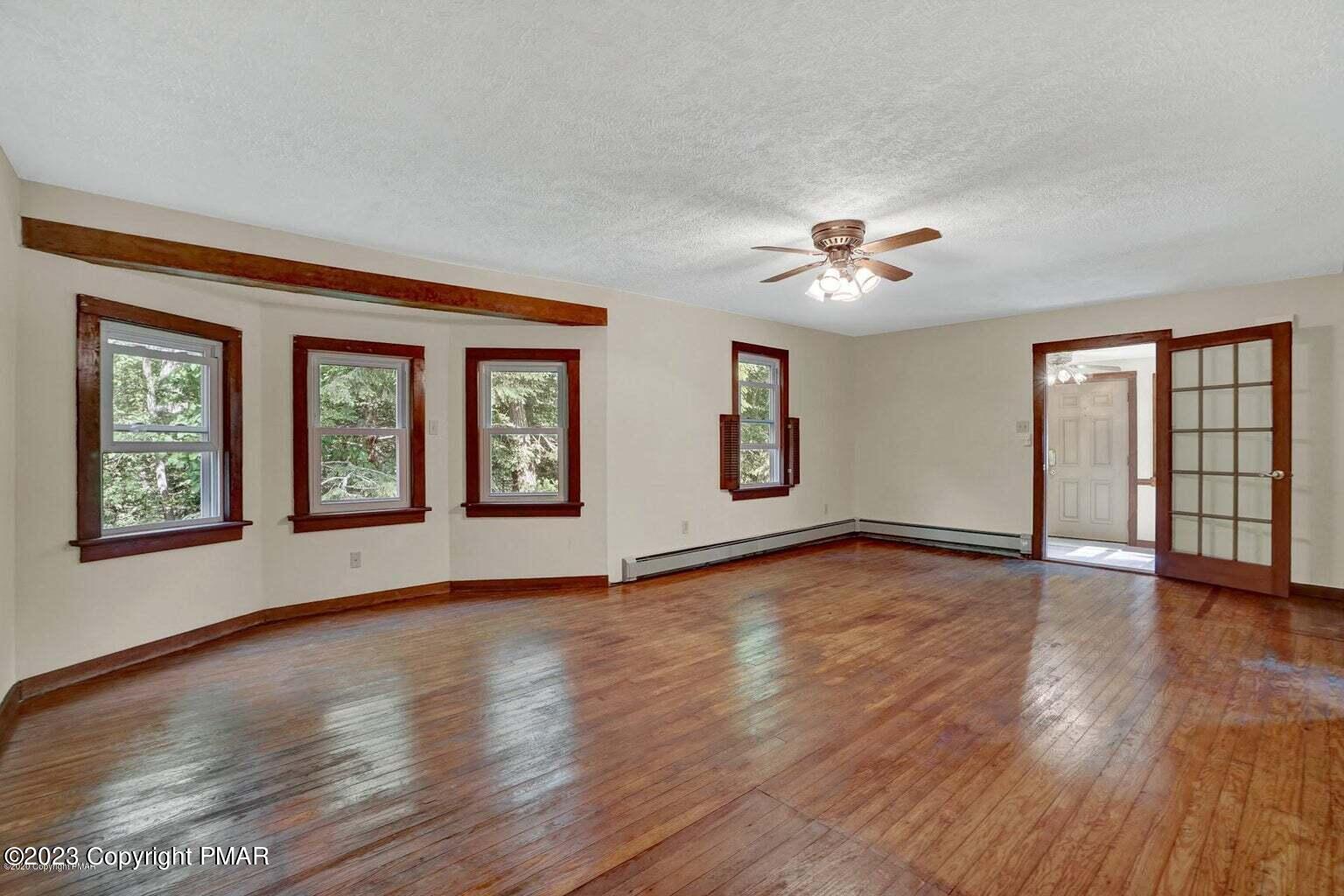 112 Wheat Lane