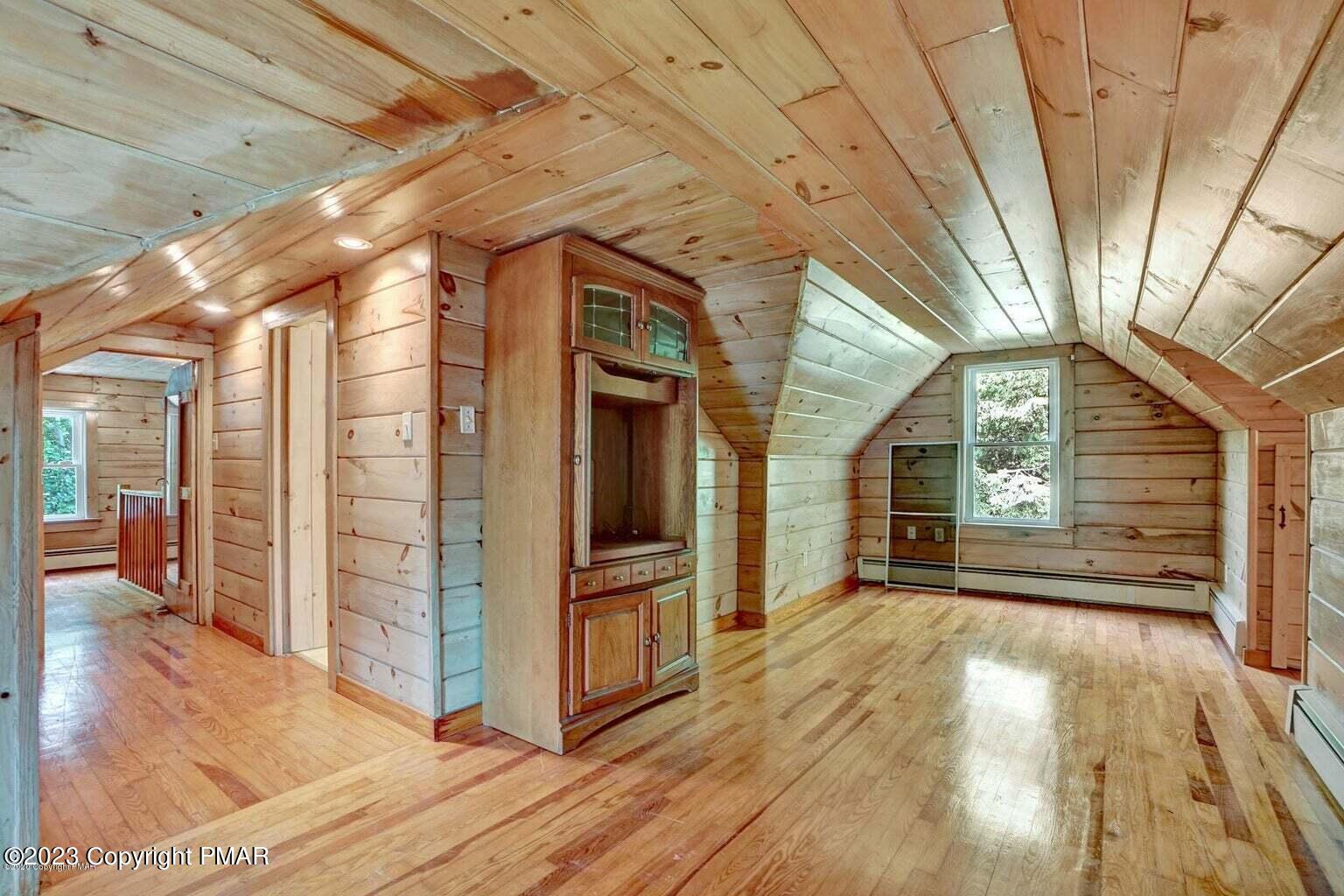 112 Wheat Lane