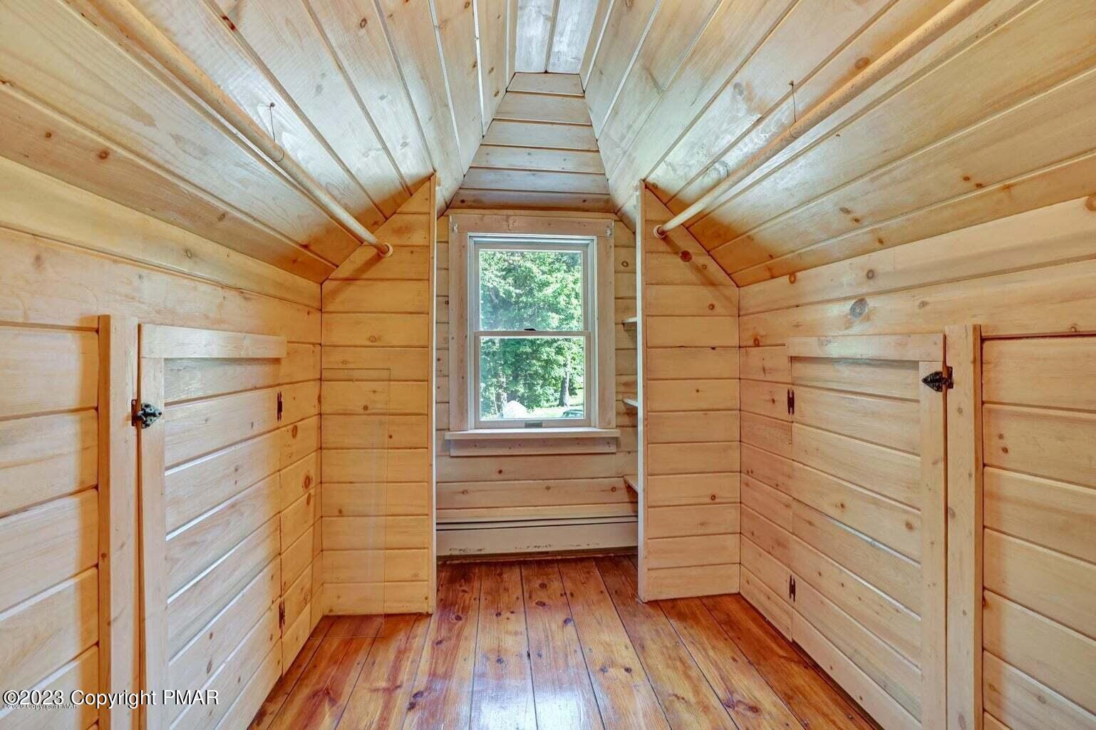 112 Wheat Lane
