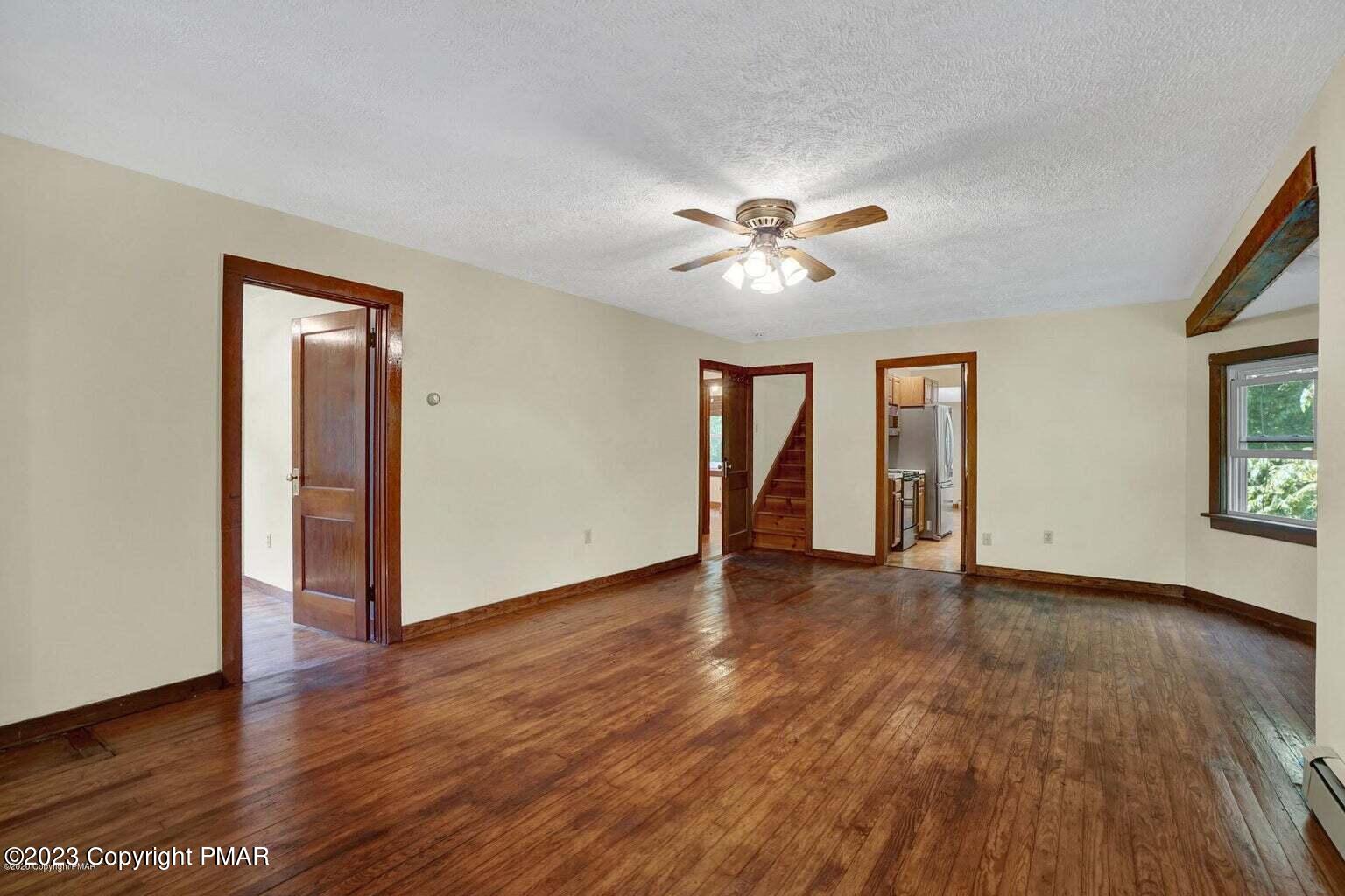 112 Wheat Lane