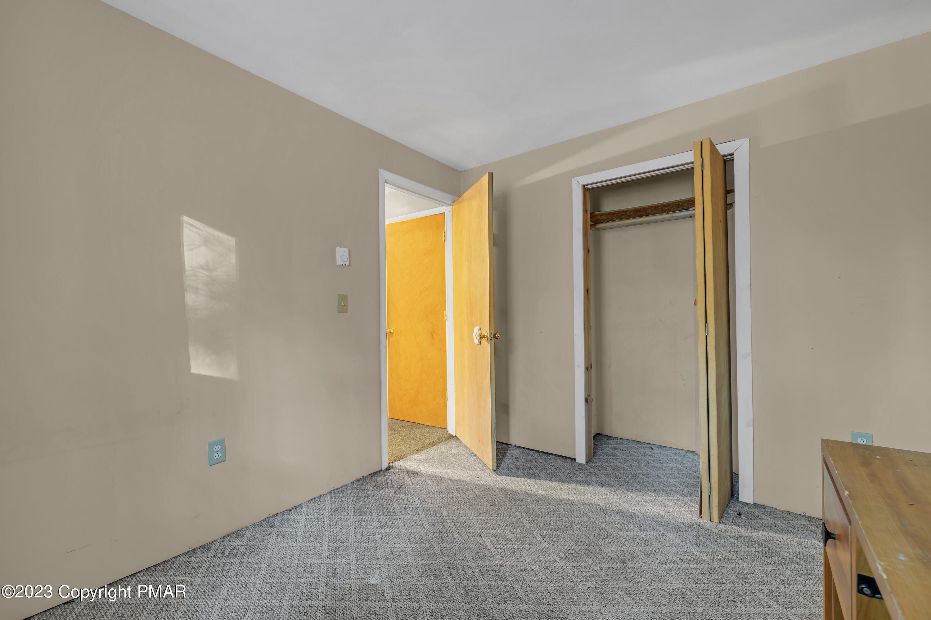 5190 Minks Pond Road