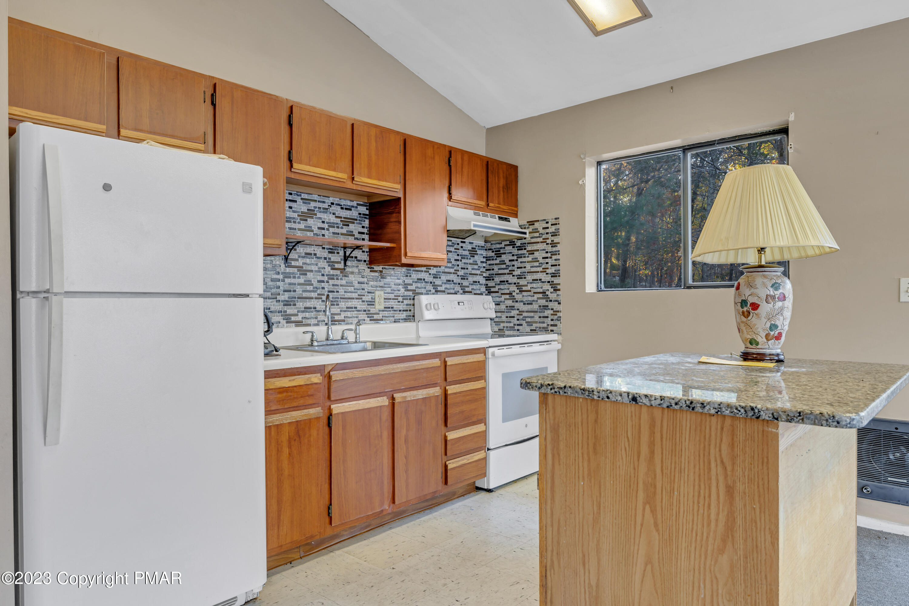 5190 Minks Pond Road