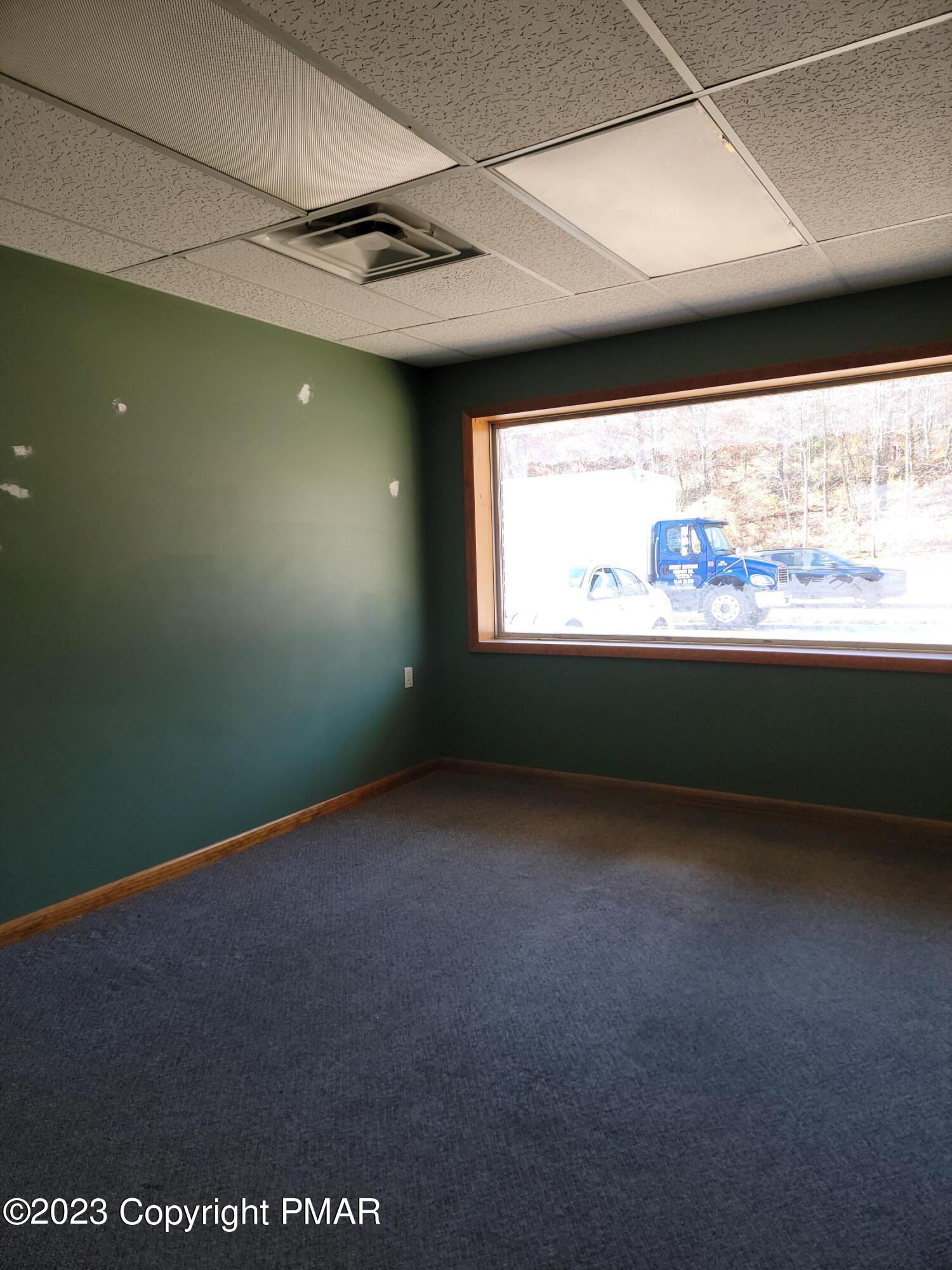 2541 Route 611 Route