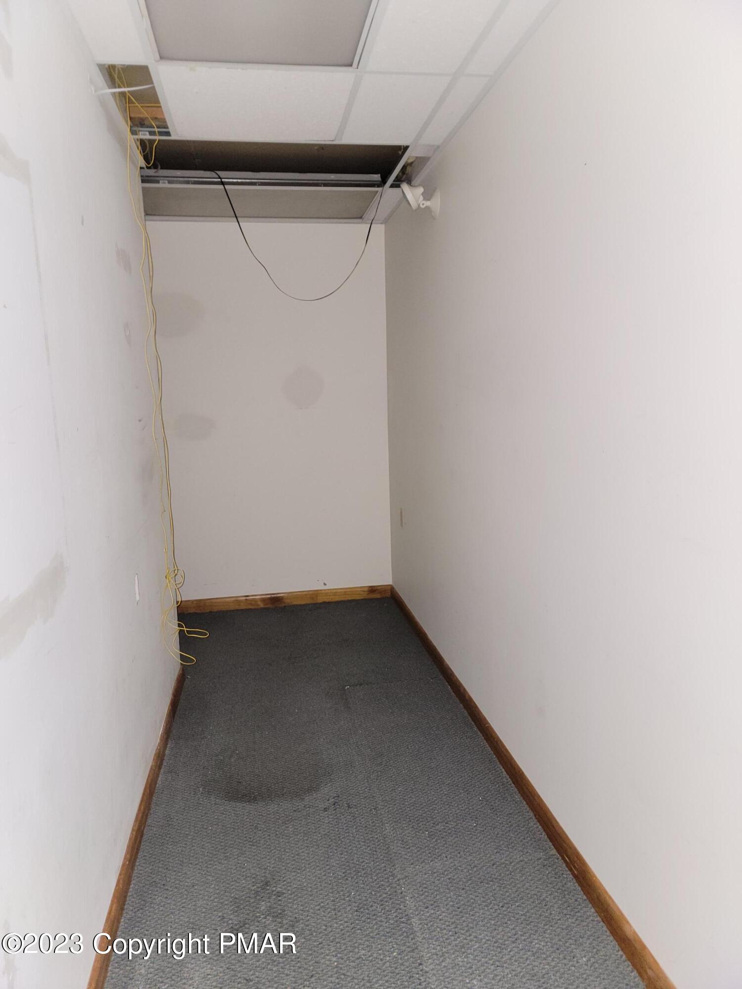 2541 Route 611 Route