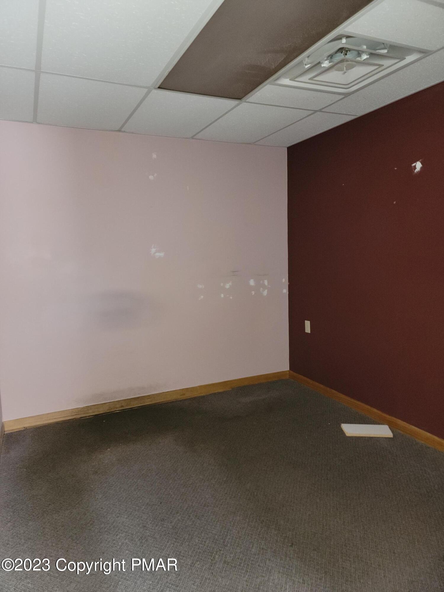 2541 Route 611 Route