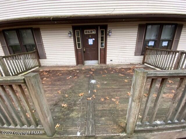 263 Blackthorn Drive