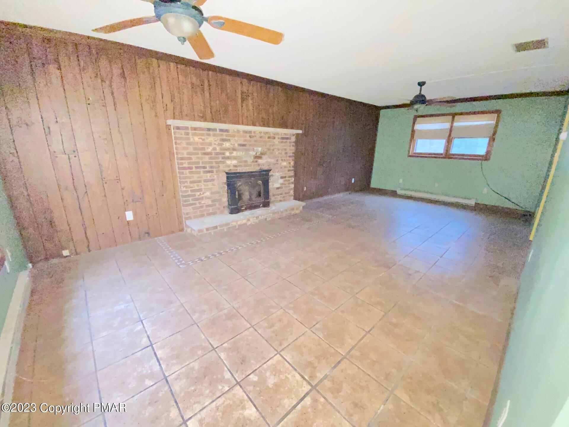 263 Blackthorn Drive