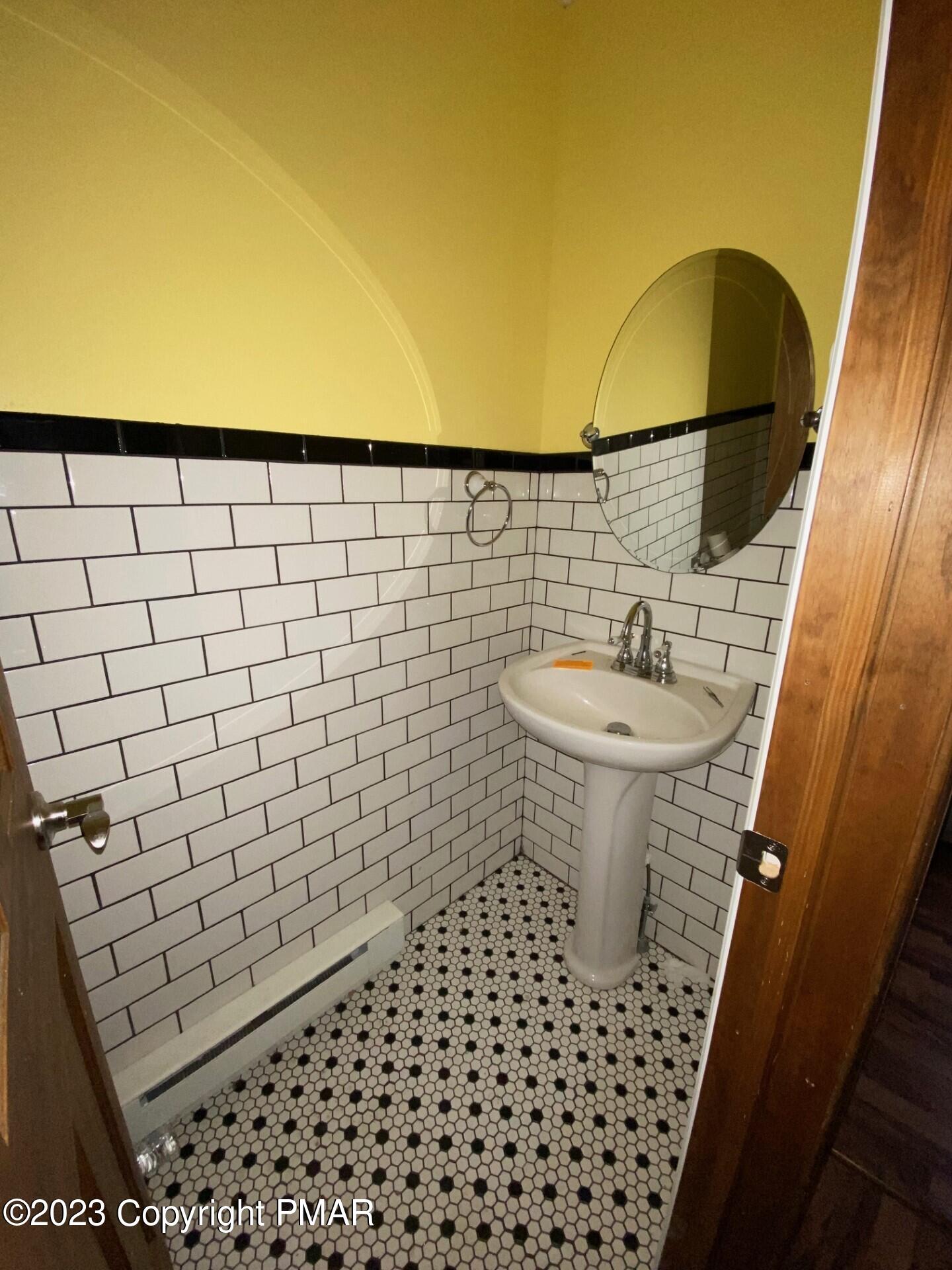 263 Blackthorn Drive