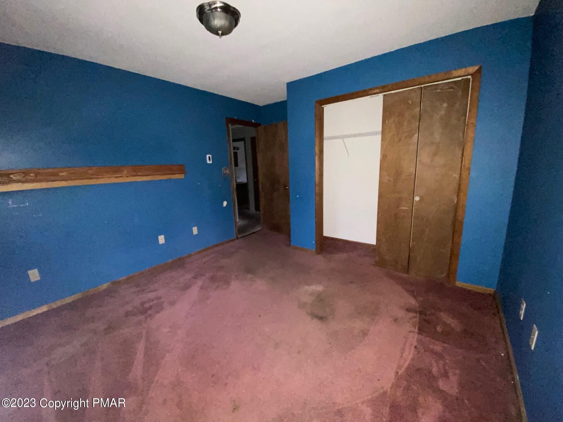 263 Blackthorn Drive