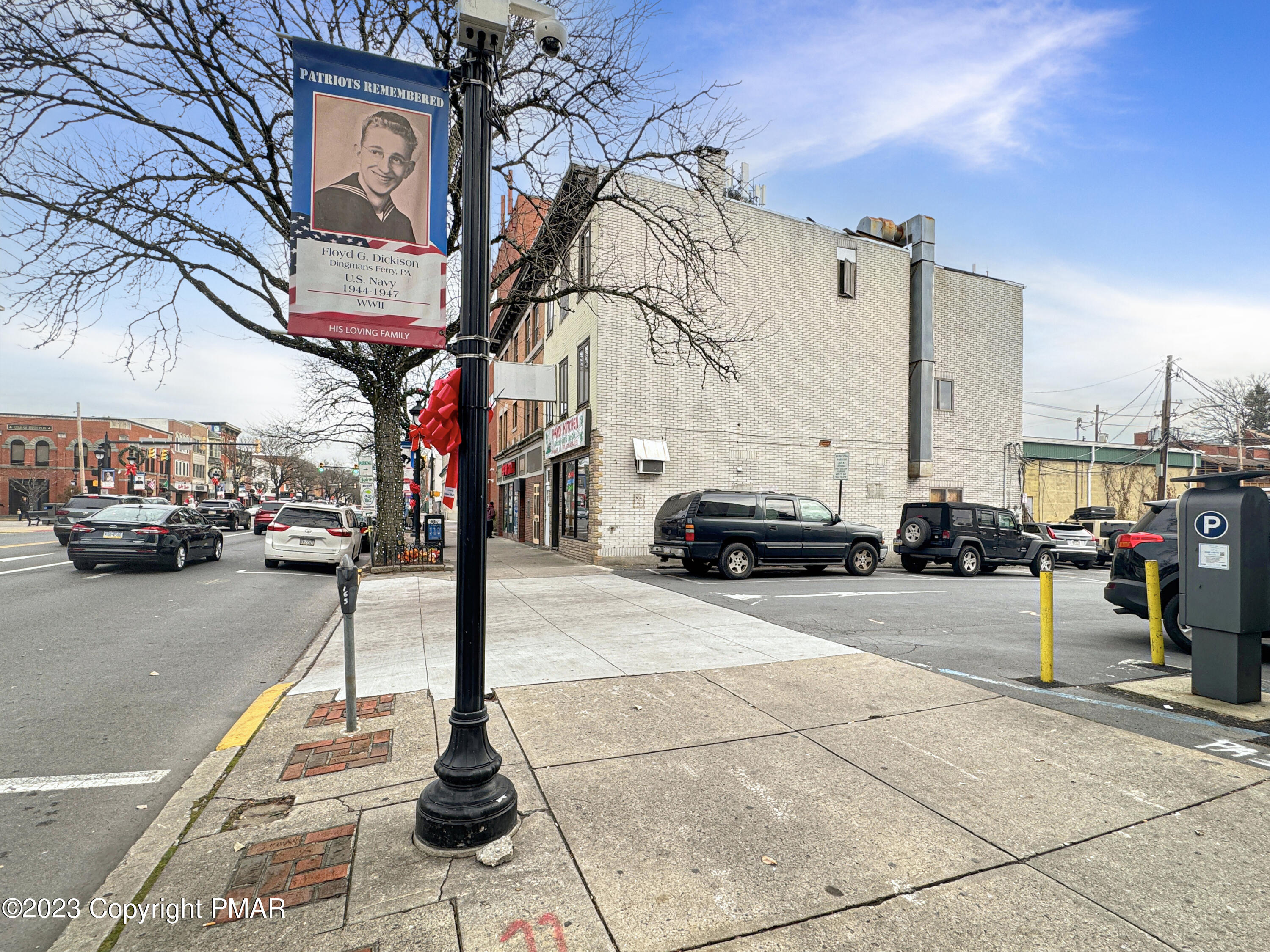 719 Main Street