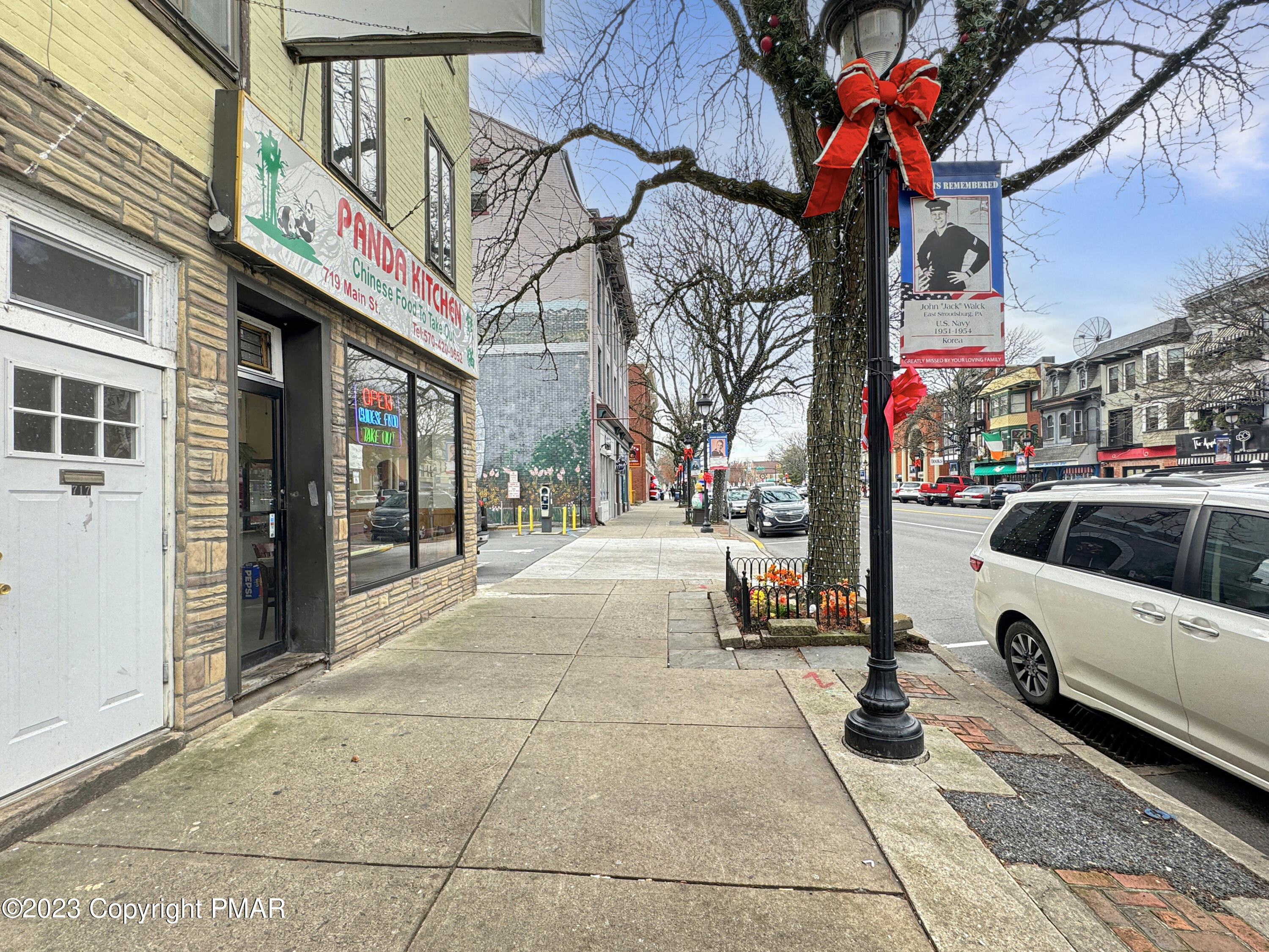 719 Main Street