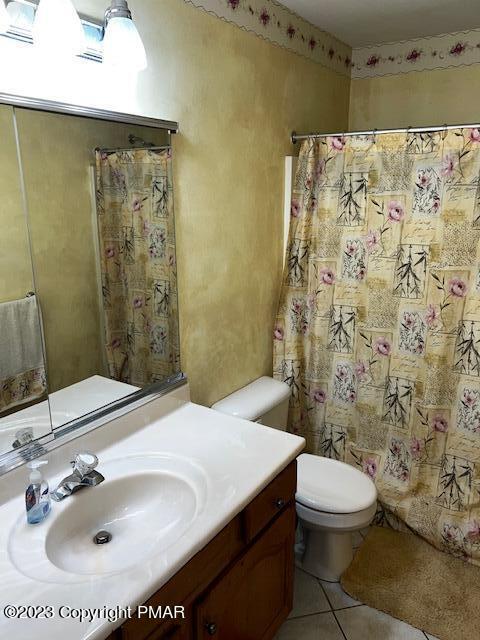 220 Hawthorne Village