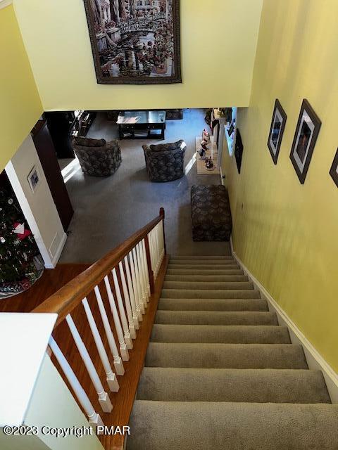 220 Hawthorne Village