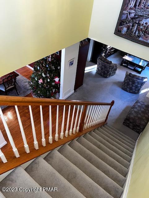 220 Hawthorne Village