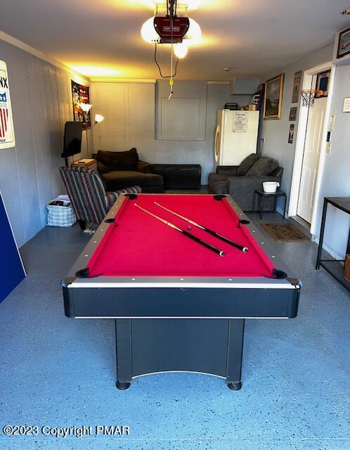 220 Hawthorne Village