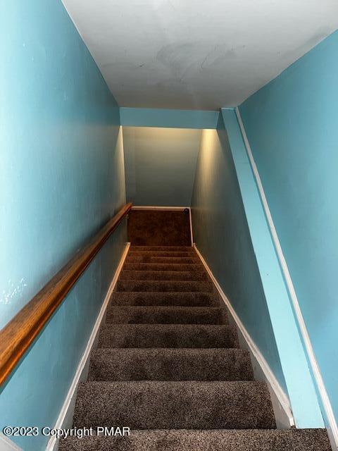 220 Hawthorne Village